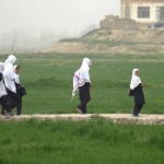 نگرانی از آینده‌ی نامعلوم؛ دختران: باید اطمینان قطعی برای آغاز مکاتب دخترانه داده شود ـ مجله‌ی اورال